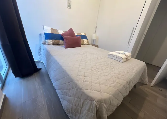 Apartamento Monaco En Zona 13 A La Par Del Aeropuerto 2 Habitaciones!