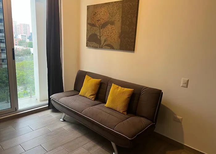 Apartamento Monaco En Zona 13 A La Par Del Aeropuerto 2 Habitaciones!