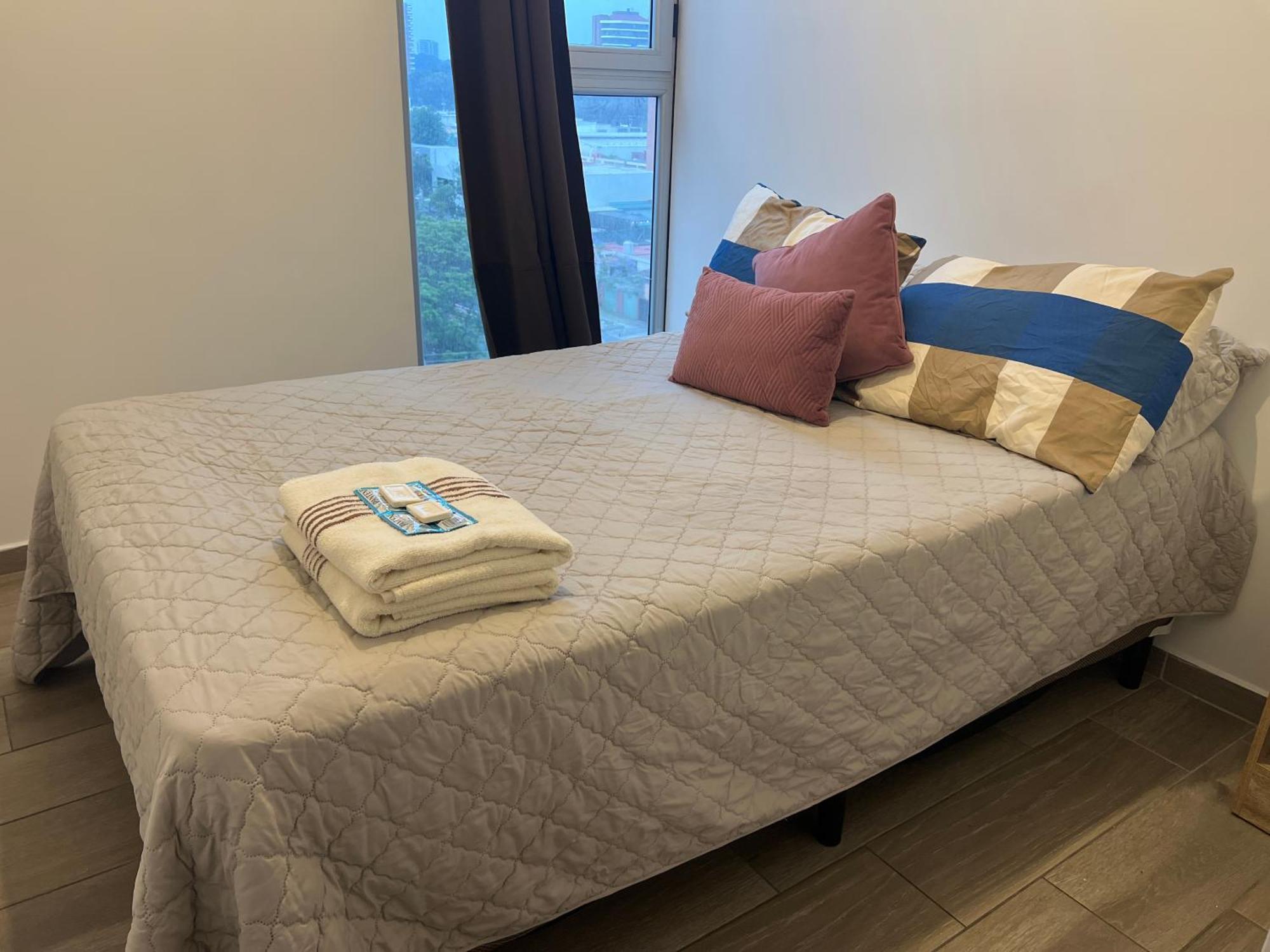 Apartamento Monaco En Zona 13 A La Par Del Aeropuerto 2 Habitaciones! Apartment